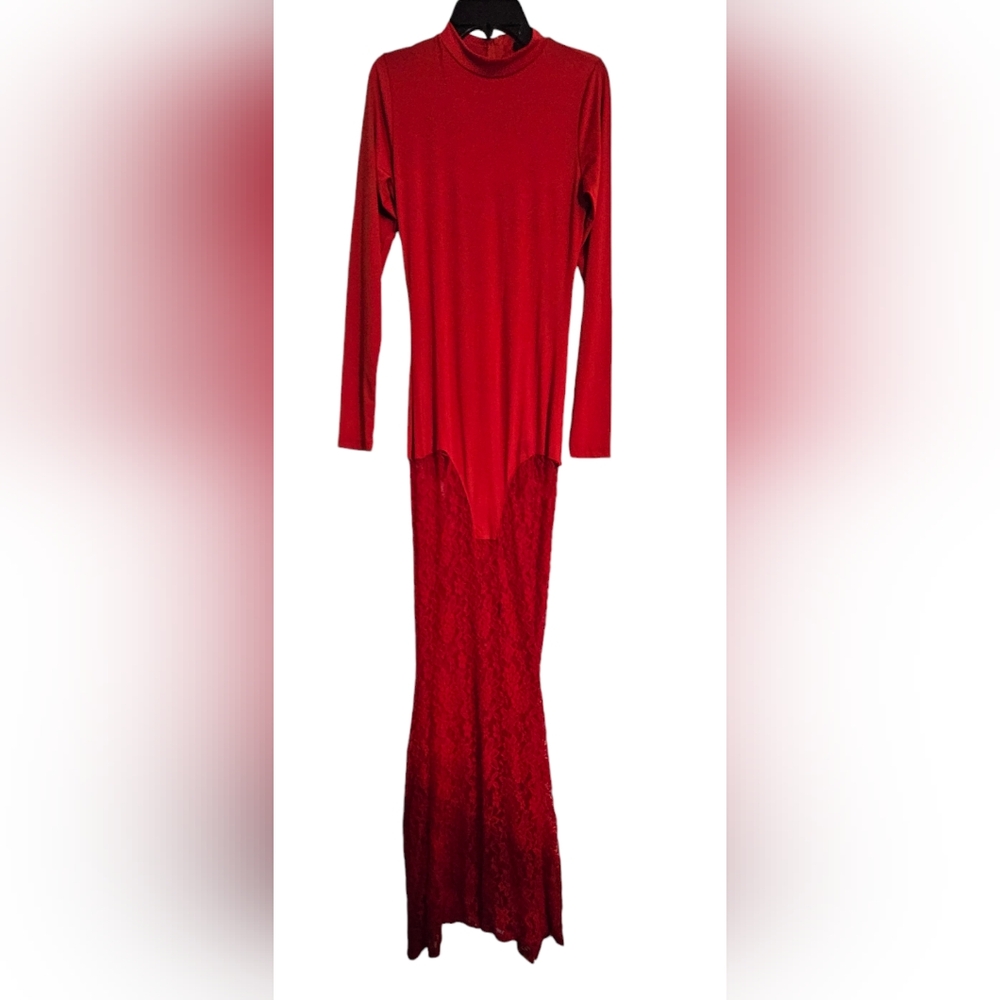 Beautiful Red MAXI Dress that you've been looking for!! Good times USA size M.